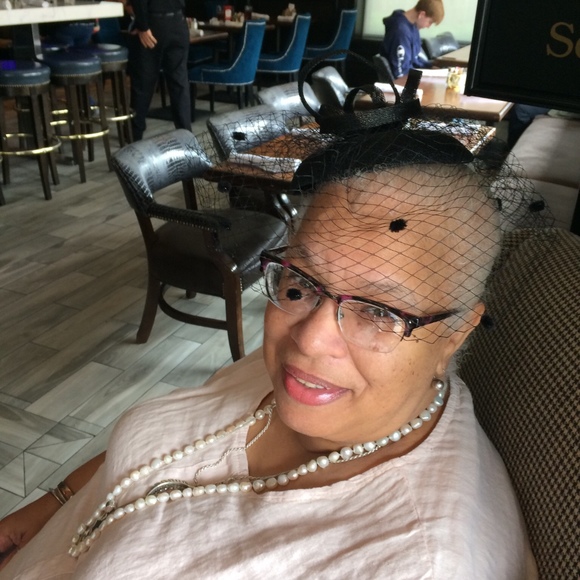 Meet your Posher, Wanda - Picture 1 of 1